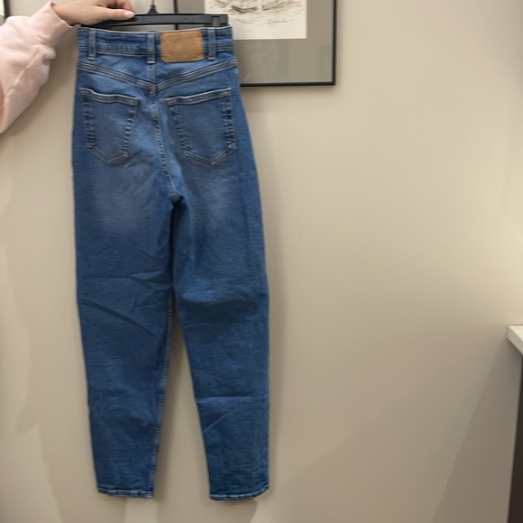 Blue jeans . Good as new - Picture 4 of 7